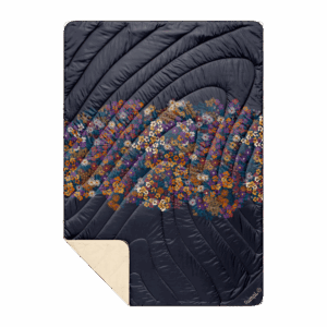 Fleece Puffy Blanket - Midnight Bloom