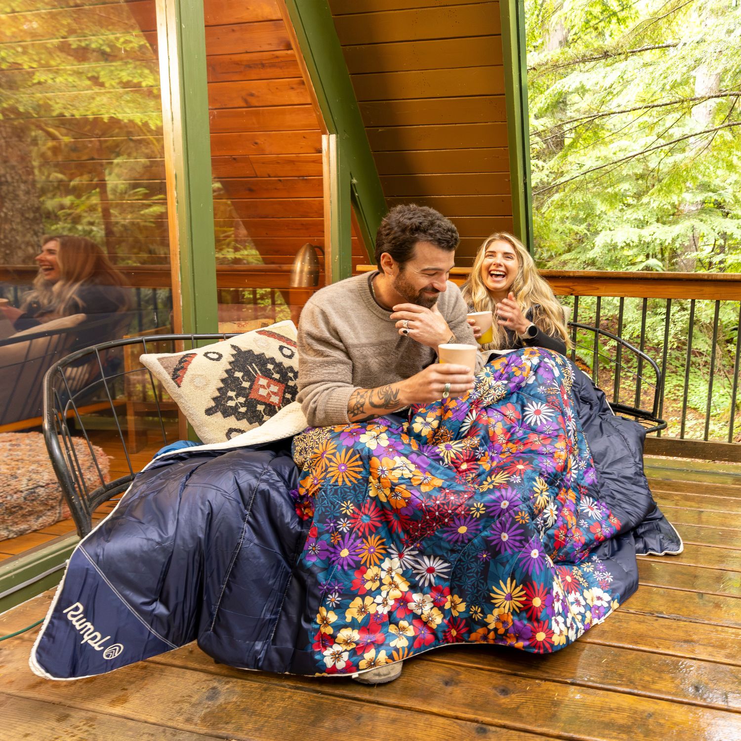 Fleece Puffy Blanket - Midnight Bloom - Image 16