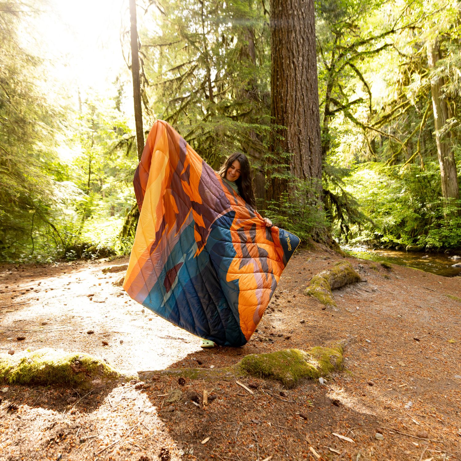 Original Puffy Blanket - Big Sur Fade - Image 9