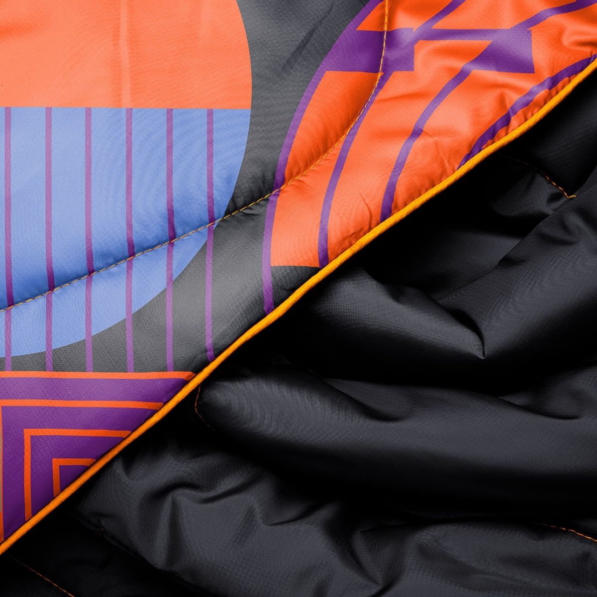 Original Puffy Blanket - Deep Violet Discoid - Image 5