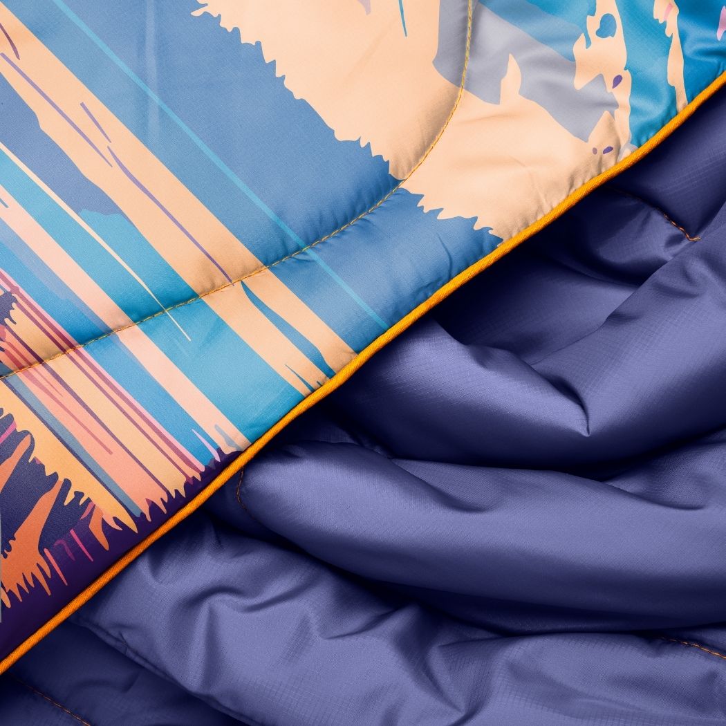 Original Puffy Blanket - Grand Teton - Image 5
