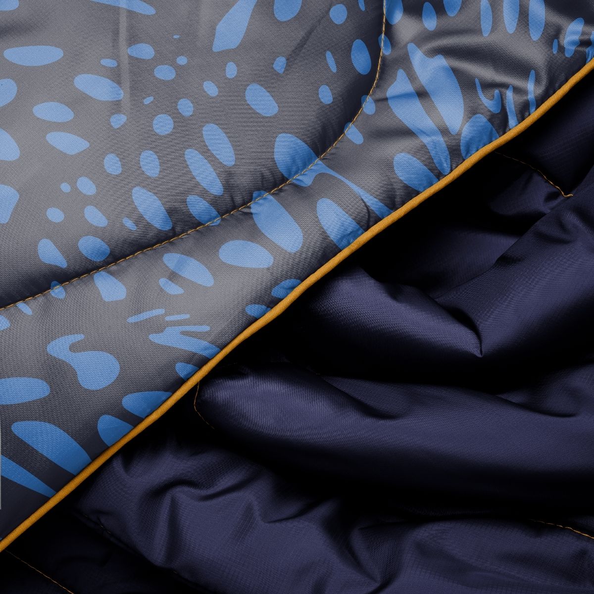 Original Puffy Blanket - Midnight Flare - Image 5