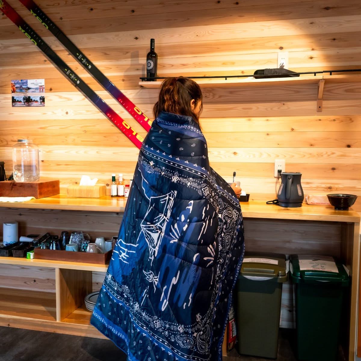 Original Puffy Blanket - Midnight Mesa Bandana - Image 12