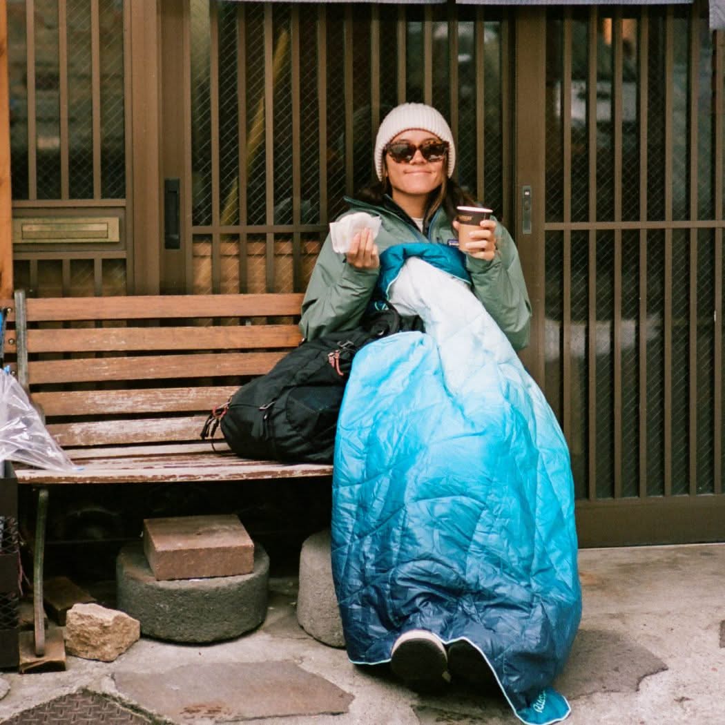 Travel Puffy Blanket - Deepfoam Fade - Image 8