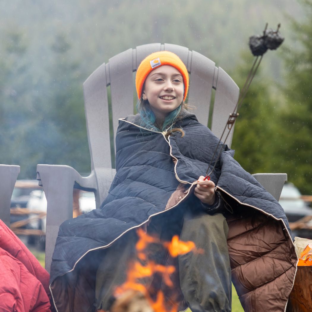 Campfire Puffy Blanket - Black Mocha - Image 14