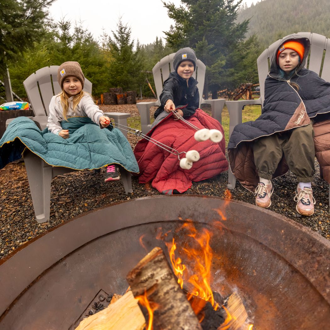 Campfire Puffy Blanket - Sage Navy - Image 15