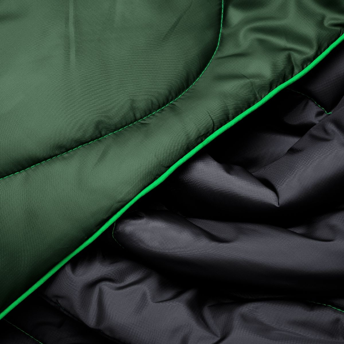 Original Puffy Blanket - Mountain Green - Image 5