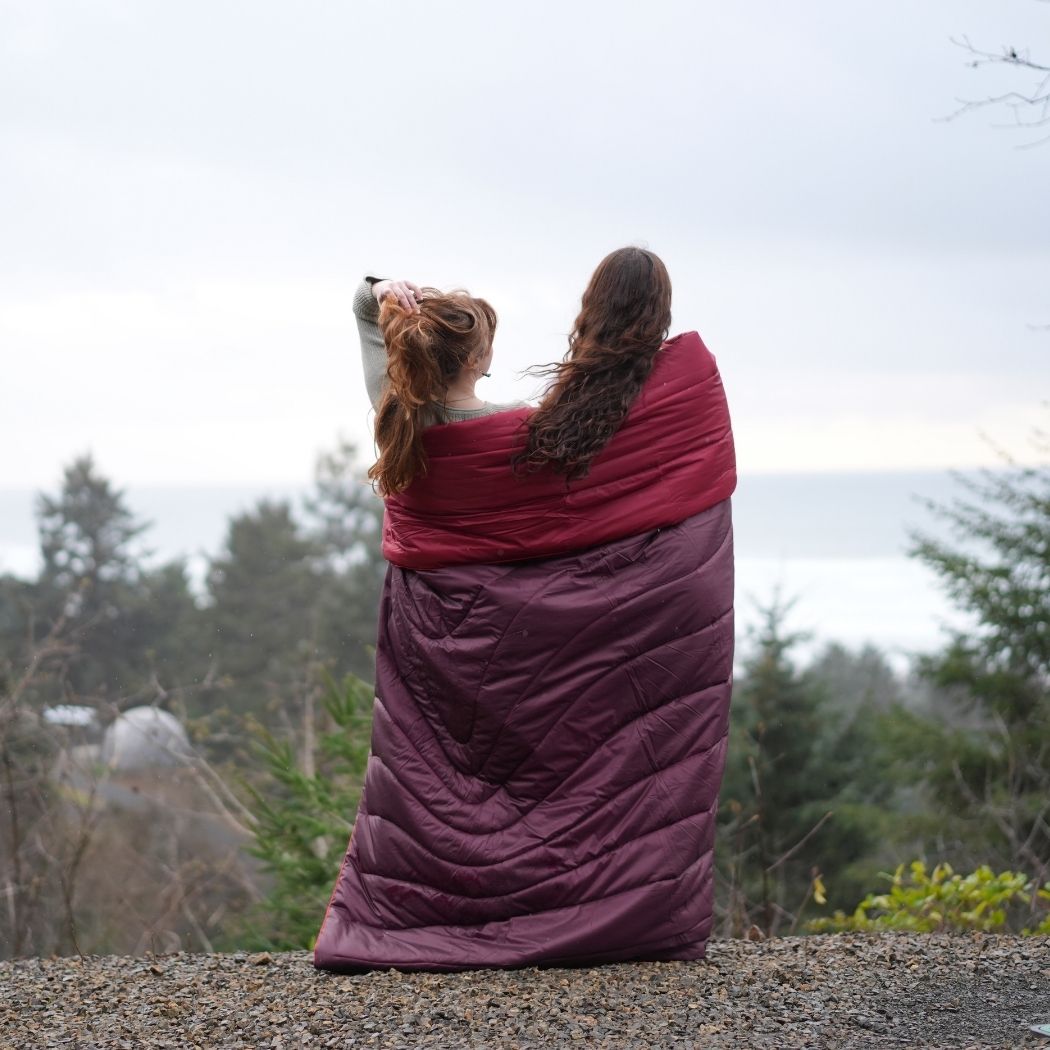 Original Puffy Blanket - Fig Cherry - Image 19