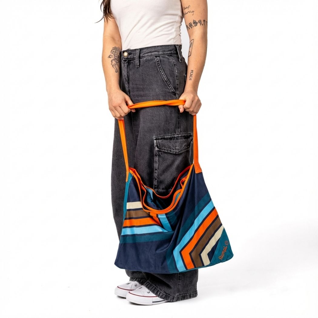 Tech Towel Tote - Midnight Retro Stripes - Image 16
